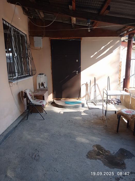 Часть дома продам