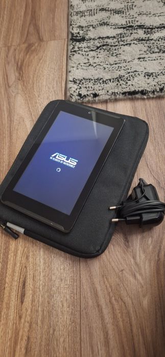 Tableta Asus cu cartela