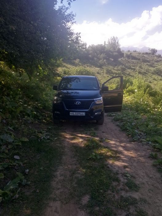 Hyundai grand starex 2020