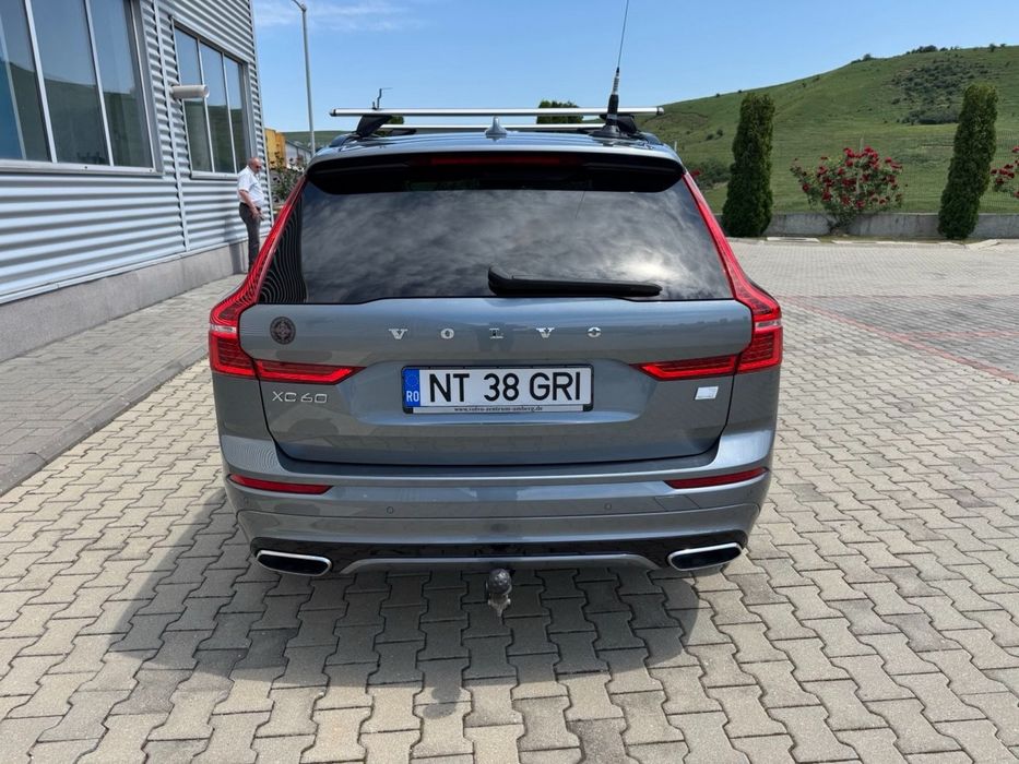Vând Volvo XC60 T8 AWD Plug-In Hybrid 2020