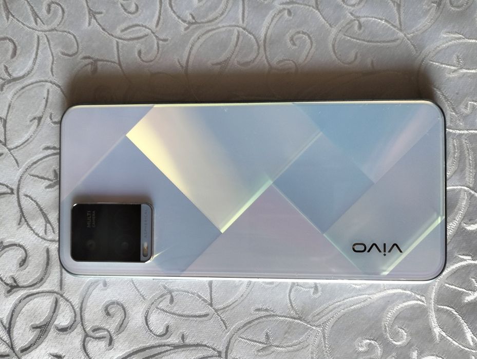 Срочно продам телефон