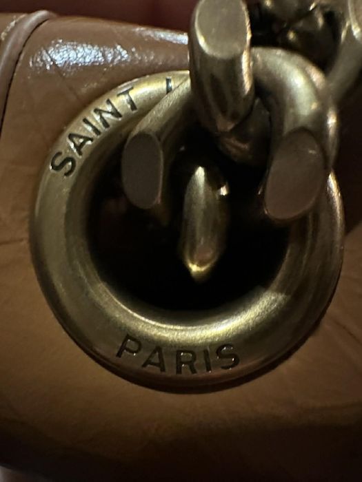 Чанта от естествена кожа Saint Laurent Nikiki
Niki Medium leathNiker s