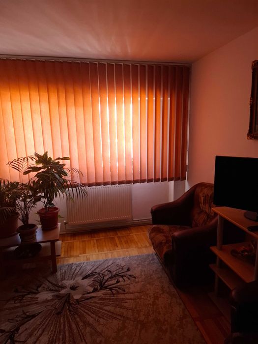 Apartament cu 3 camere de vanzare
