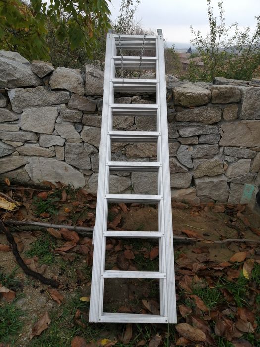 Алуминиева Тройна Рампа