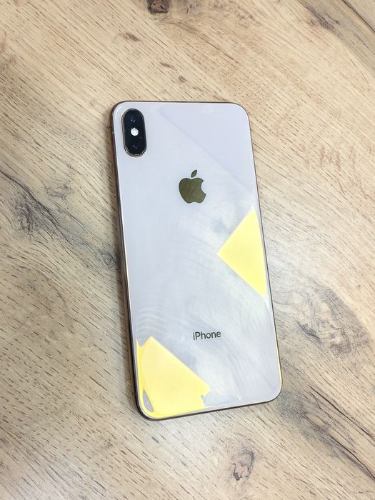 Продам iPhone XS MAX