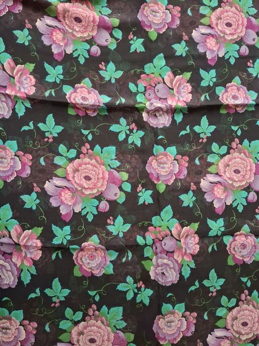 Отрез натуральной ткани крепдешин