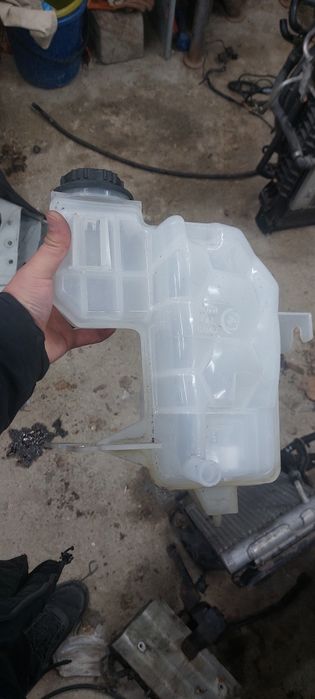 Радиаторы Range Rover 4.2