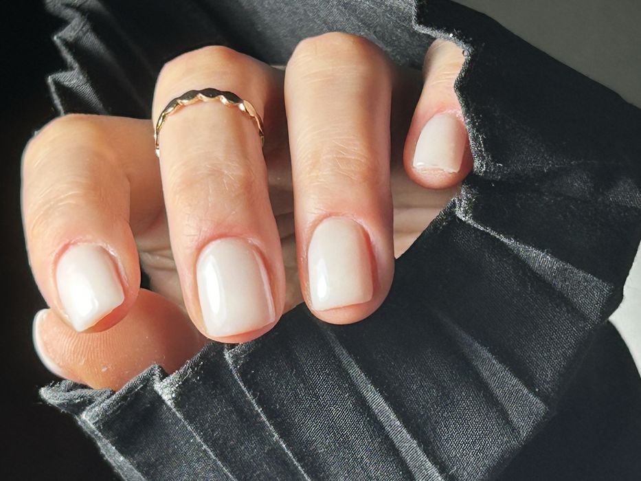 Manichiura/pedichiura oja semipermanenta