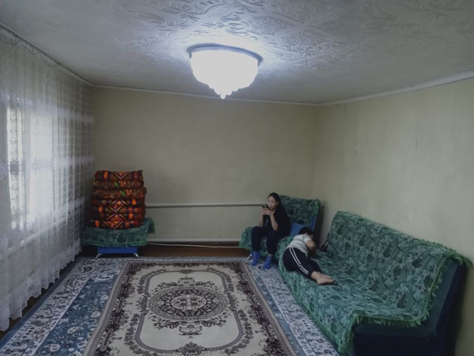 Аудан орталығынан үй сатылады