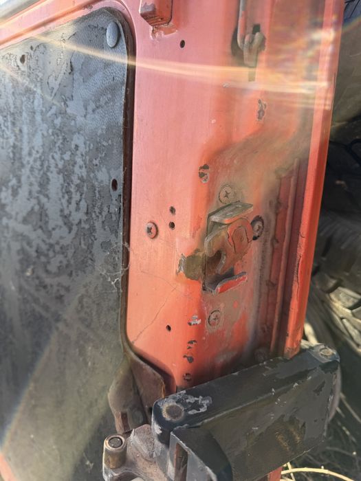 Странична врата от бус мерцедес 310