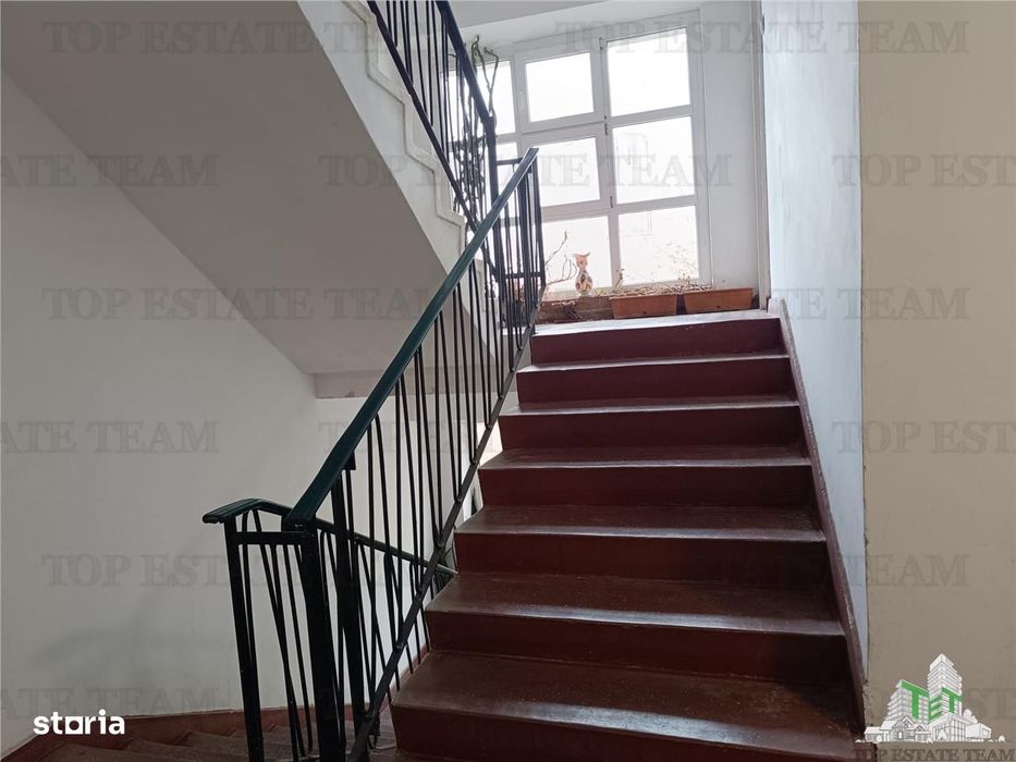 Vanzare apartament 3 camere Ion Mihalache- Piata 1 Mai