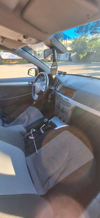 Продам Опель Астра H