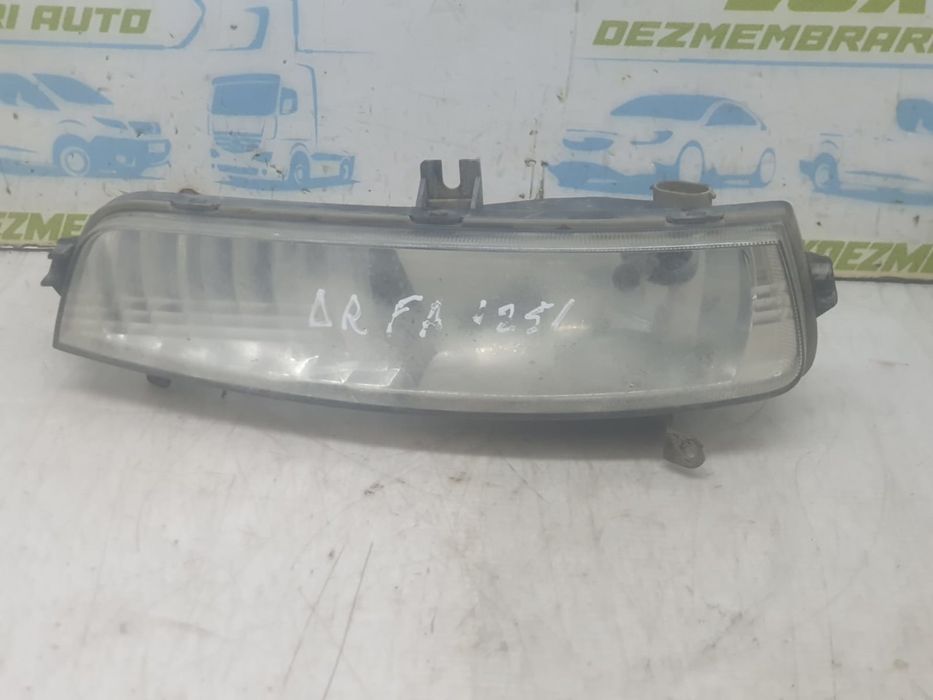 Proiector ceata dreapta R92202-1E0 Hyundai Accent MC (2006 - 2011) 1.5 CRDi 1.5 CRDi D4FA