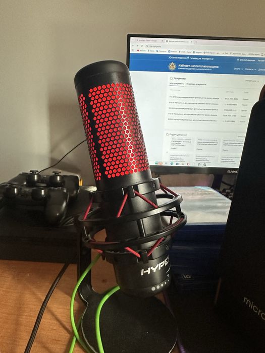 Hyper x quadcast срочно