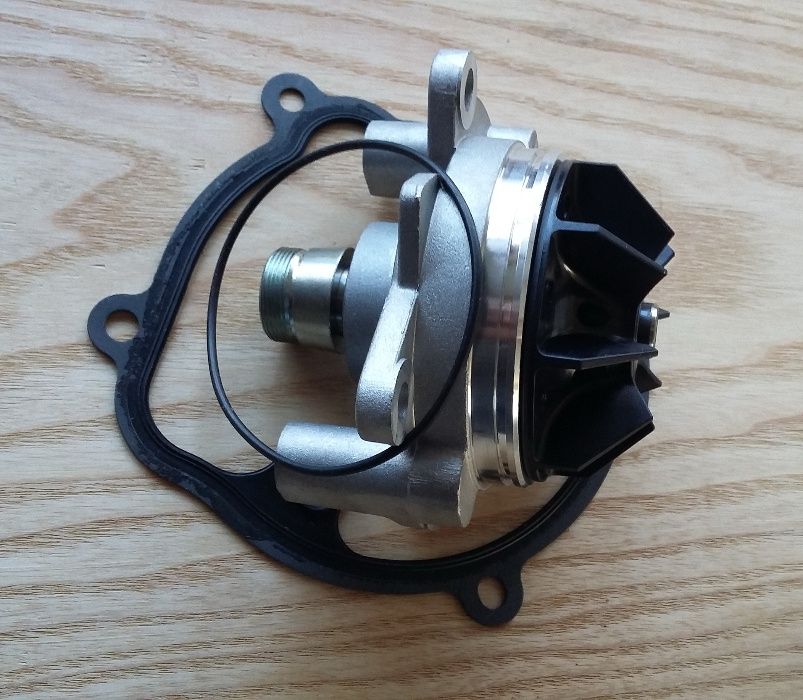 Водна помпа SKF VKPC 86305 за Renault Espace 4 (JK0) 2.2 dCi