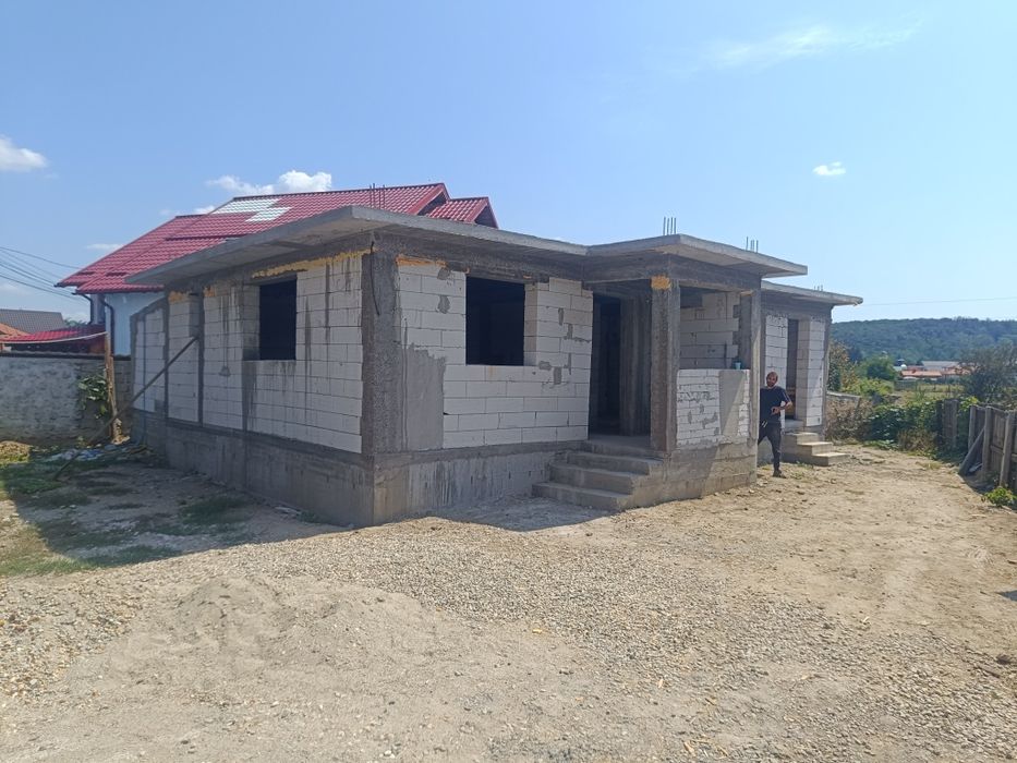 Construcții case