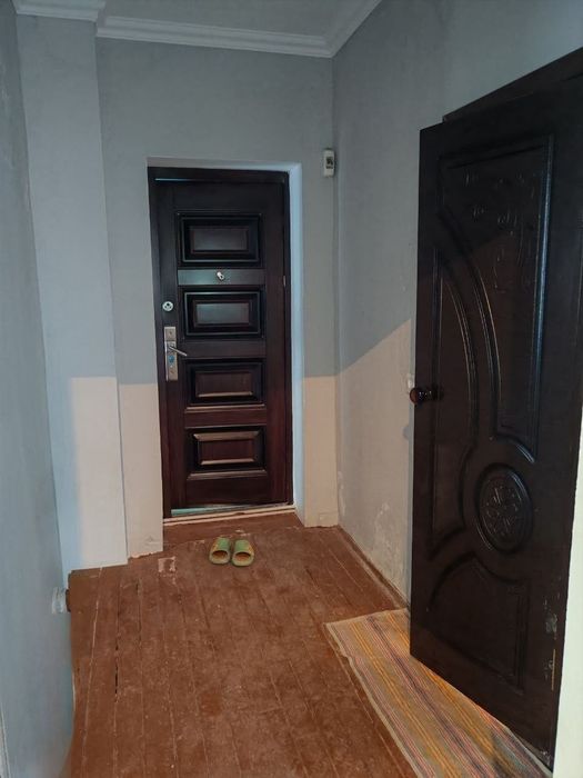 Ивановскийда 1этажида 1хона 2хона килинган кв срочна ижарага берилади