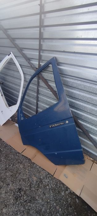 Двери на Газель правая и левая