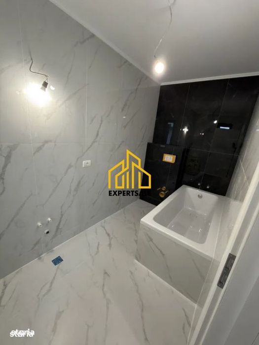 Casa Domnesti/  5 Camere/ 400 Mp Teren/Utilitati