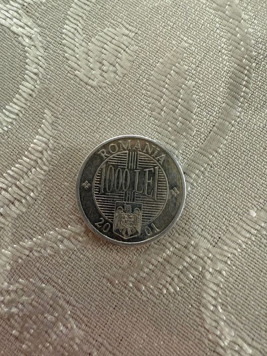 Vând moneda 1000 de lei