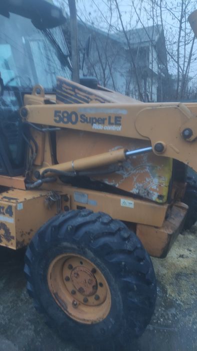 Vînd brațe complete după buldoexcavator case