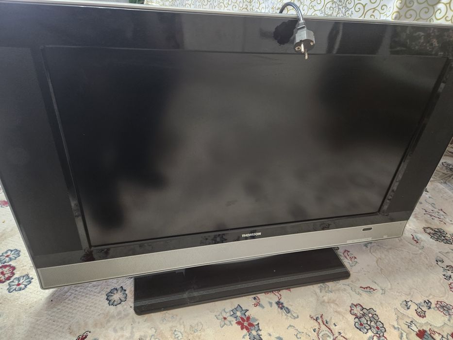 Продам телевизор