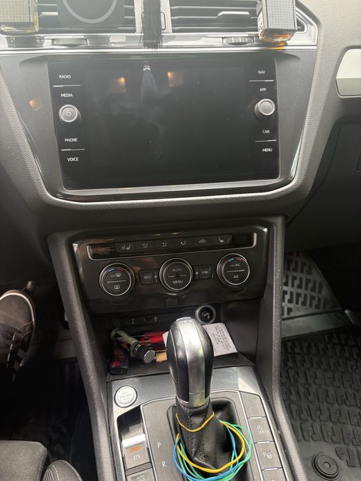 VOLKSWAGEN Tiguan 2019 — imagine 5