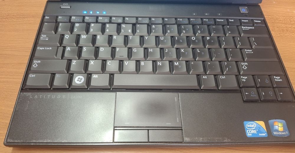 Лаптоп Dell 12 инча 120ssd