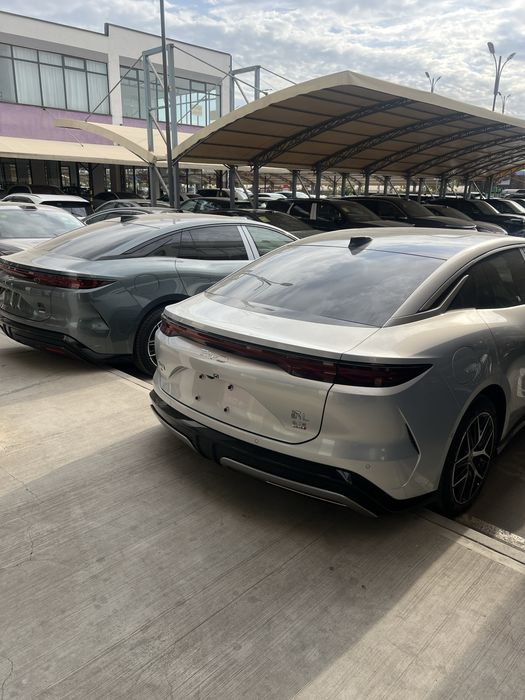 BYD Han 2025 — 2
