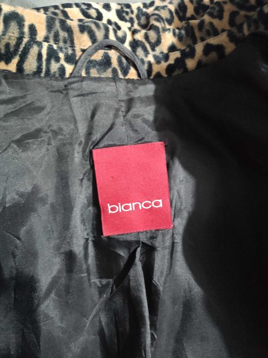 Bianca sacou/ jachetă animal print