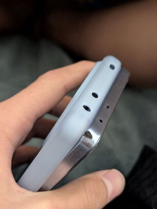 Realme gt 7 с вмятиной