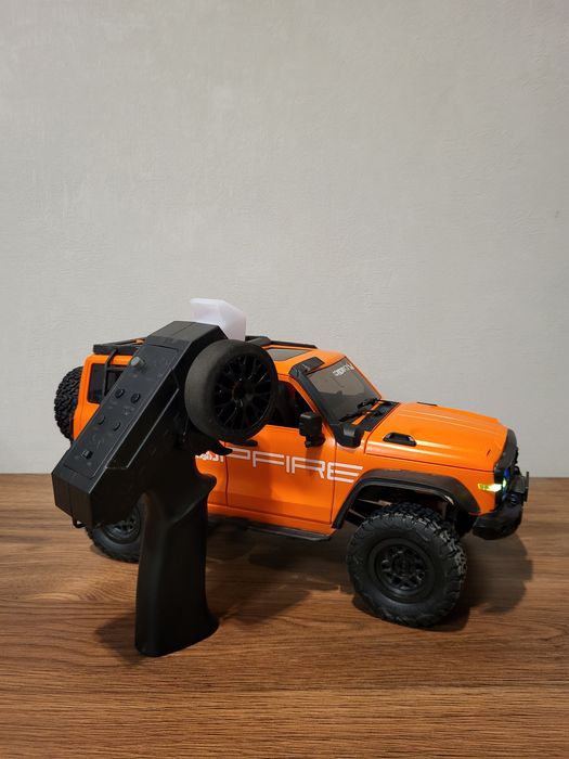 rc троффи tank 300 на радиоуправлении
