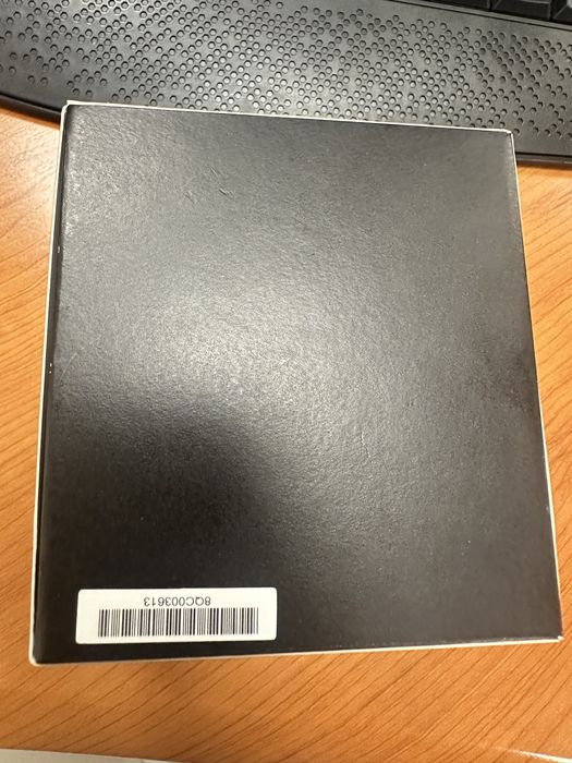 Продам часы новые Garmin
