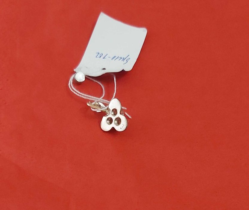 Кулон золотой с  бриллиантами