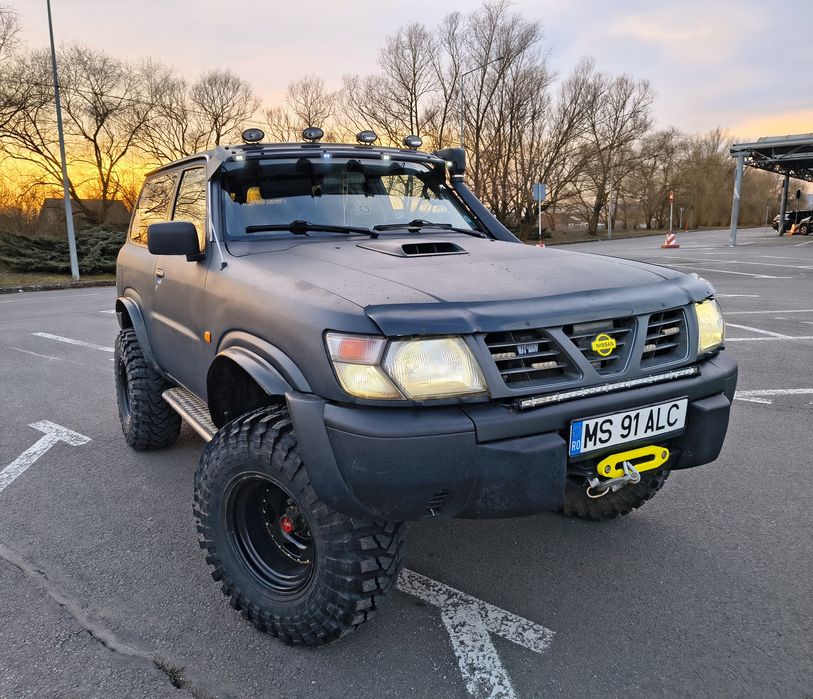Vând Nissan Pattrol y61 3.0 zd 163 cp An 2001 Autoutilitara