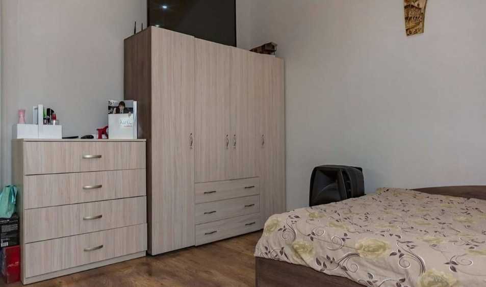 Дава се под наем Едностаен апартамент в Бургас, Меден рудник - зона А - 42 кв.м за 200 € - Снимка #3