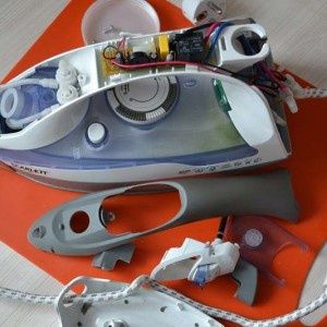 Ремонт утюгов, паровых утюгов и отпаривателей