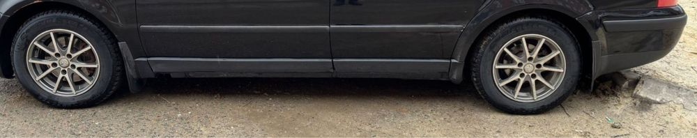 Колеса в сборе ,стояли на пассате б5,летние шины