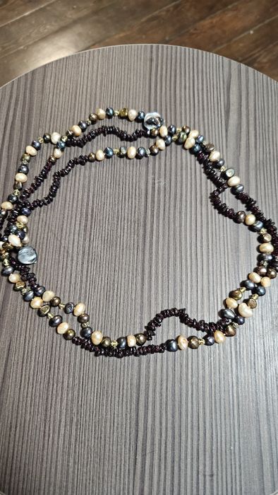 Бусы, бисер, камни, украшения