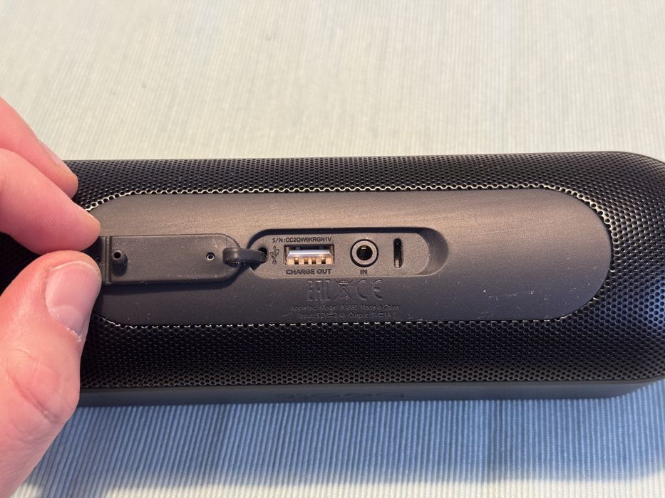Boxa Beats Pill+ Neagra Bluetooth