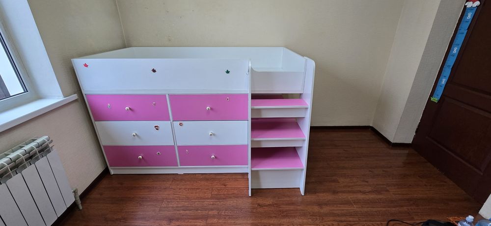 Продам детскую кровать.