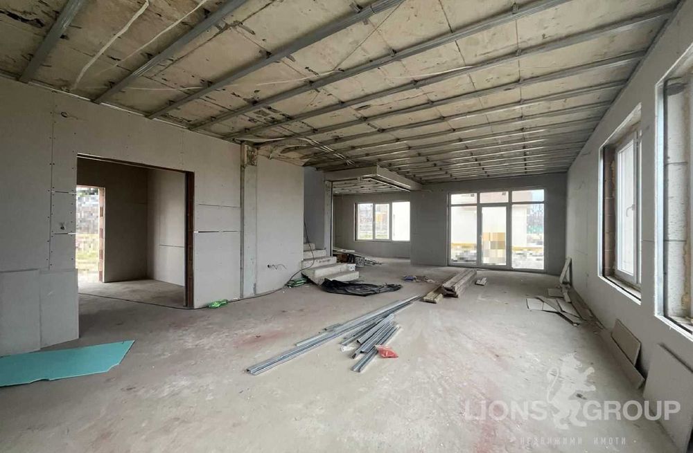 Къща, Варна, м-т Боровец-юг 194 990€