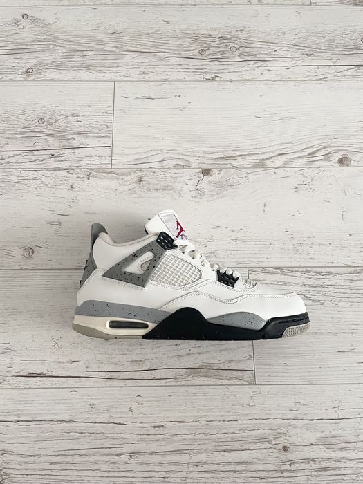 Jordan 4 White Cement