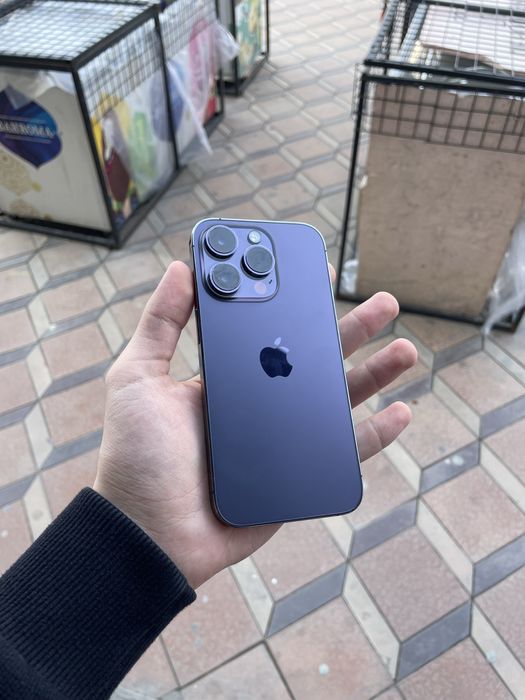 Iphone 14 Pro Purple