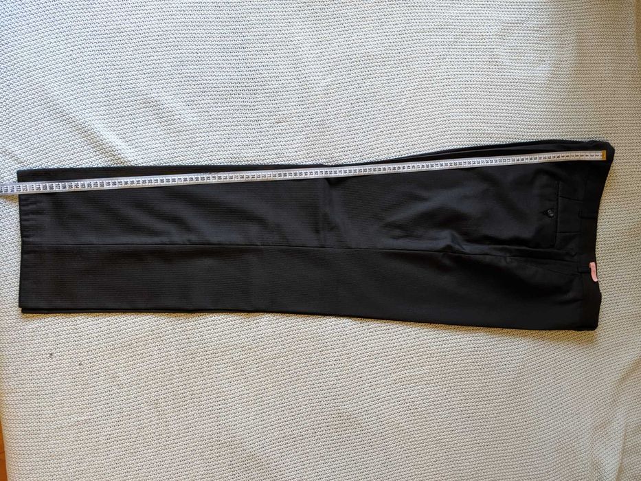 Vand costum barbati 3 piese