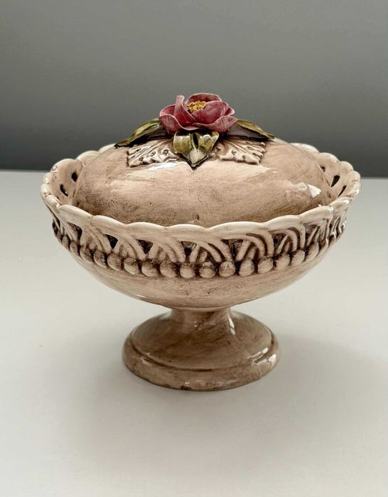 Винтидж италианска порцеланова кутийка