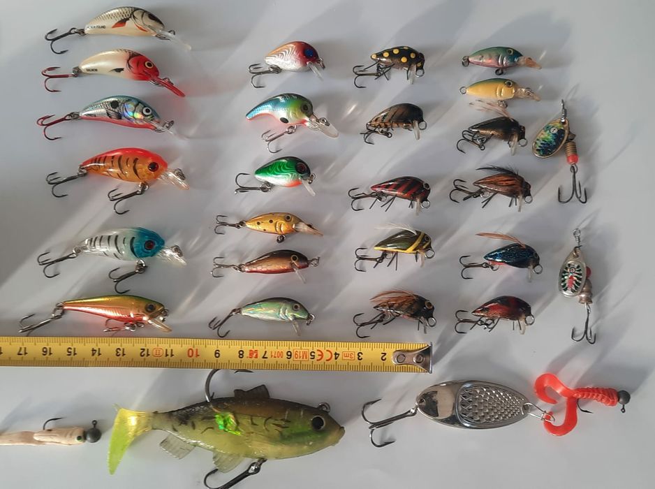 Set voblere pescuit la spinning