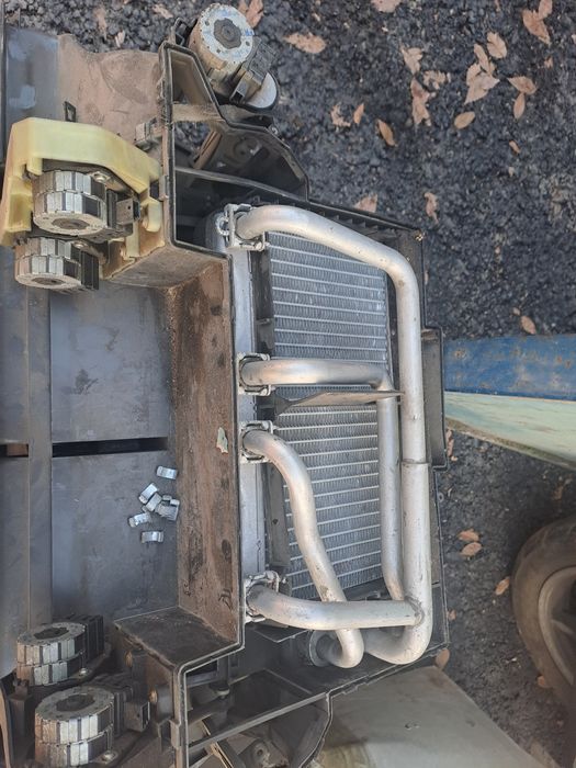 Bmw e38 продам запчасти