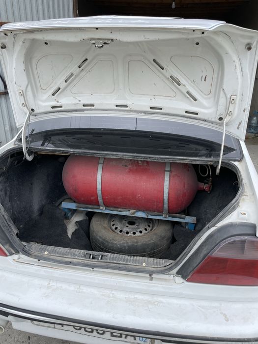 Chevrolet nexia1 sotiladi