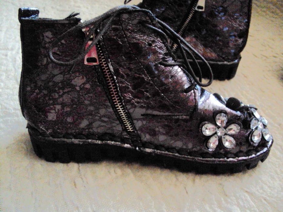 Обувь девочке. 35-36 р-ра.